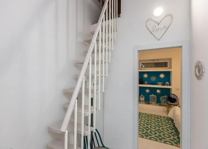 Apartment Colosseum Nest By First *